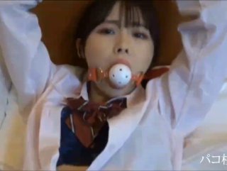 MRSS-145 酔っ払って帰ってきた妻が間違って隣人のゴミ部屋へ入ってしまい、僕と勘違いして中年オヤジに発情し